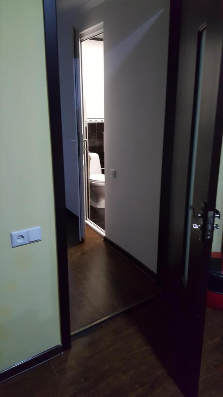Guesthouse Different Tbilisi Eksteriør bilde